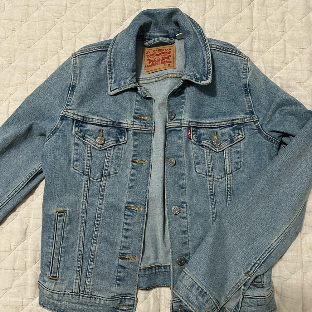 Levi's Denim Jacket - Womens M